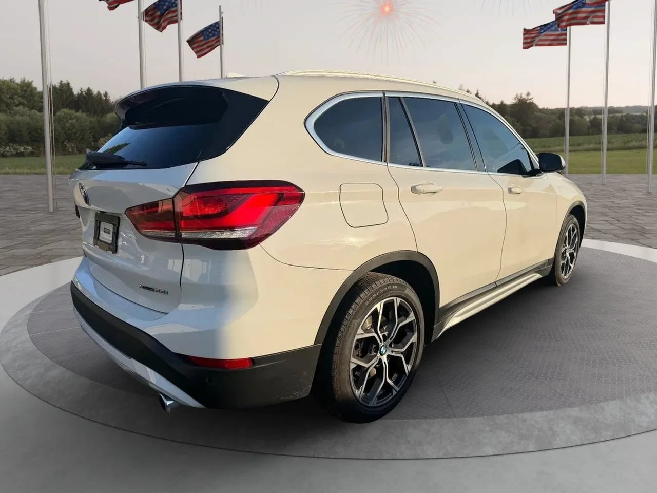 Used 2021 BMW X1 xDrive28i w/ Premium Package AWD/4WD image 5