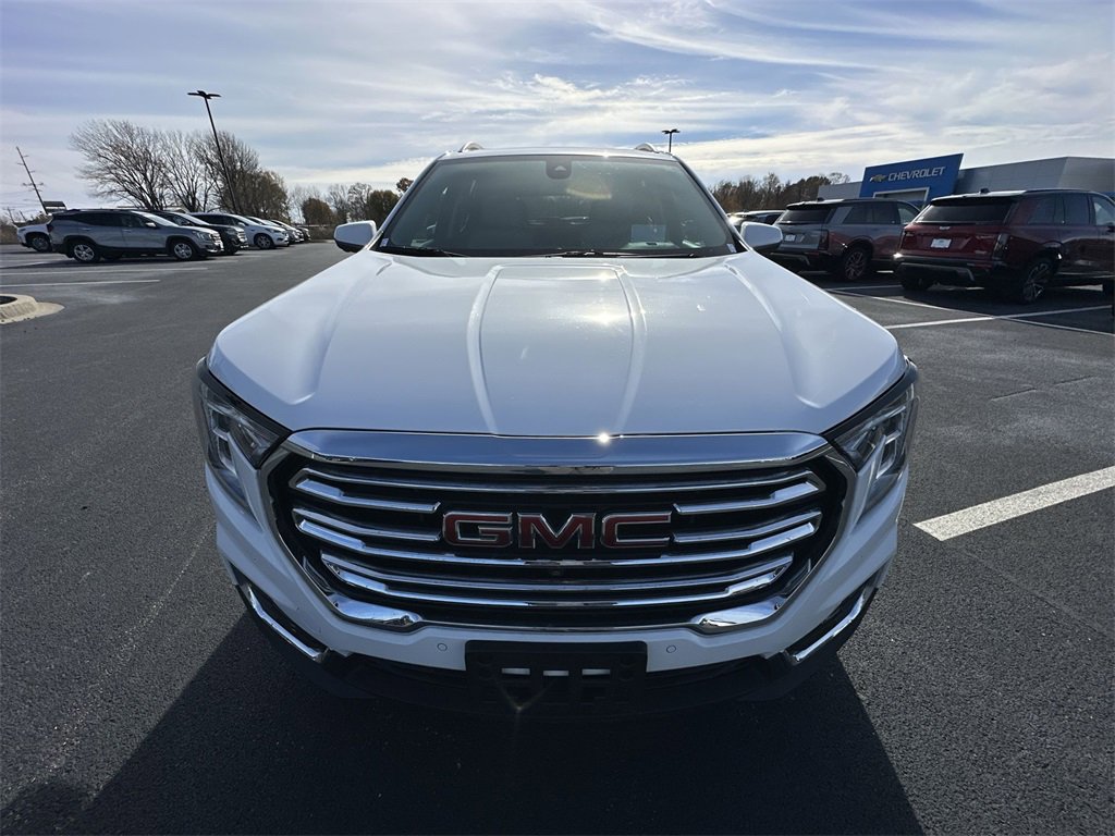 Used 2023 GMC Terrain SLT w/ Tech Package image 26