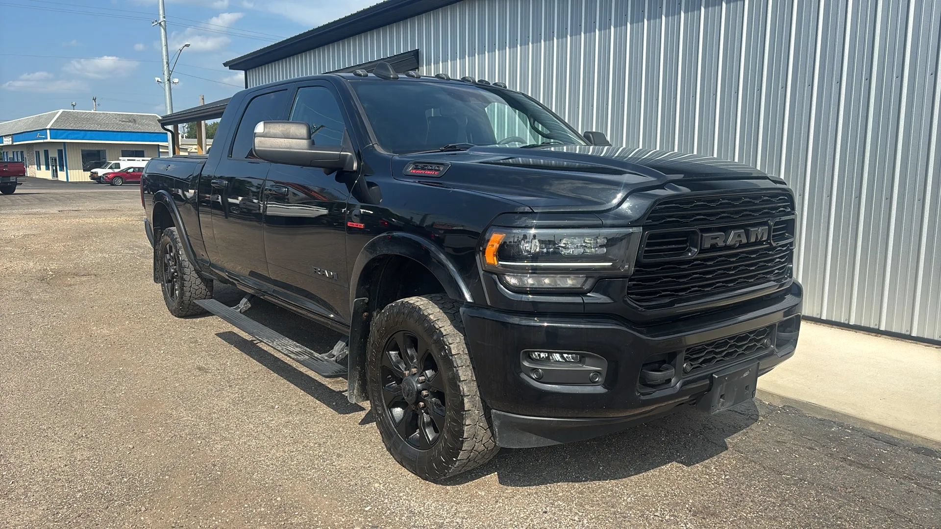 Used 2021 RAM 3500 Limited AWD/4WD image 3