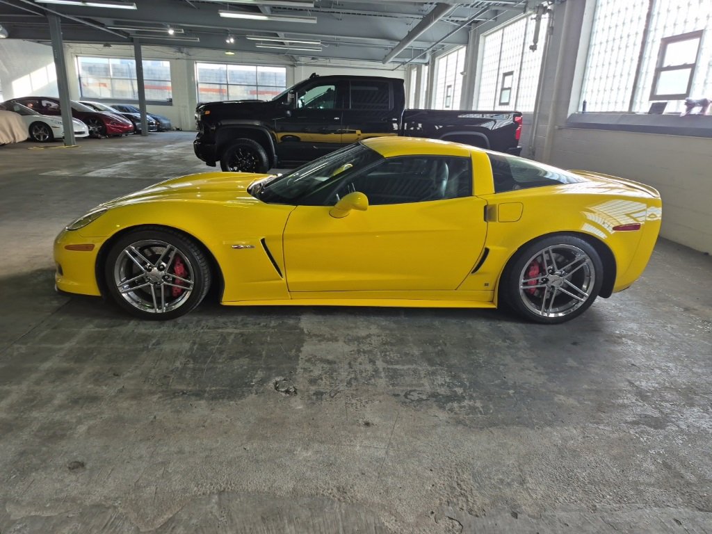 Used 2009 Chevrolet Corvette Z06 w/ Preferred Equipment Group image 4