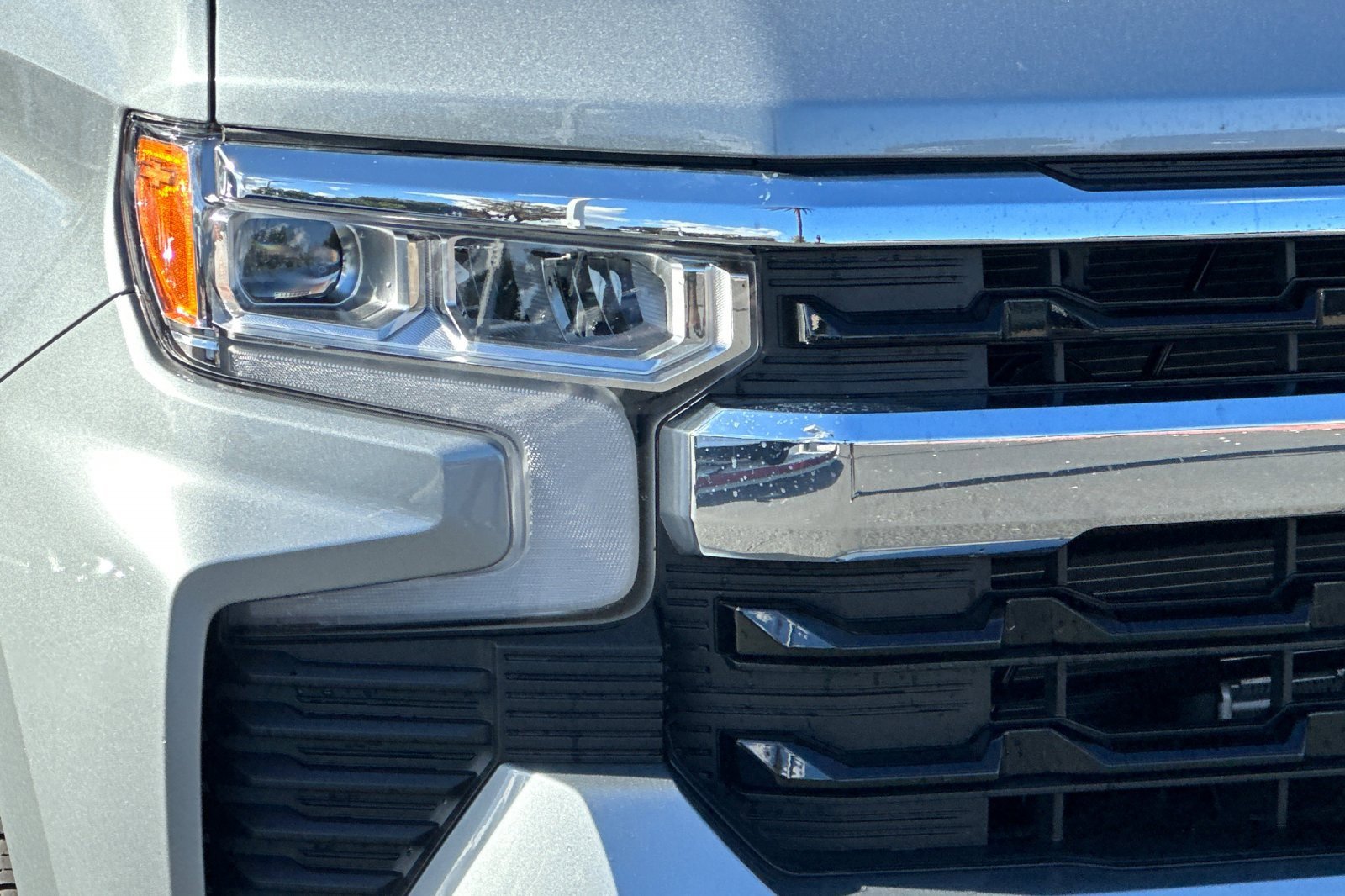 Used 2025 Chevrolet Silverado 1500 LT image 43
