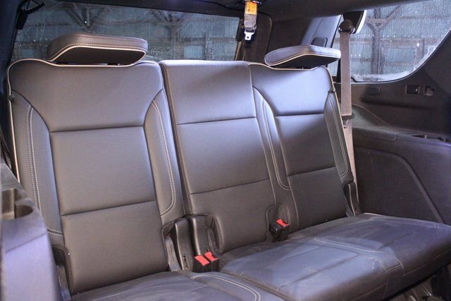 Used 2021 GMC Yukon SLT w/ Rear Media and Nav Package image 16