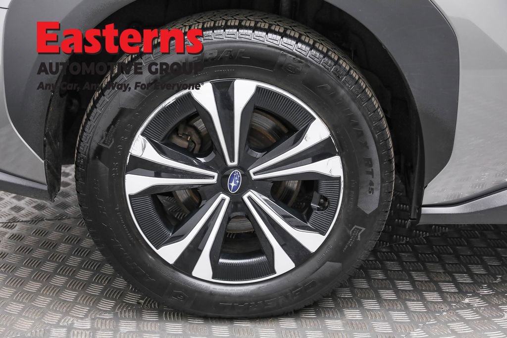 Used 2023 Subaru Solterra AWD image 29