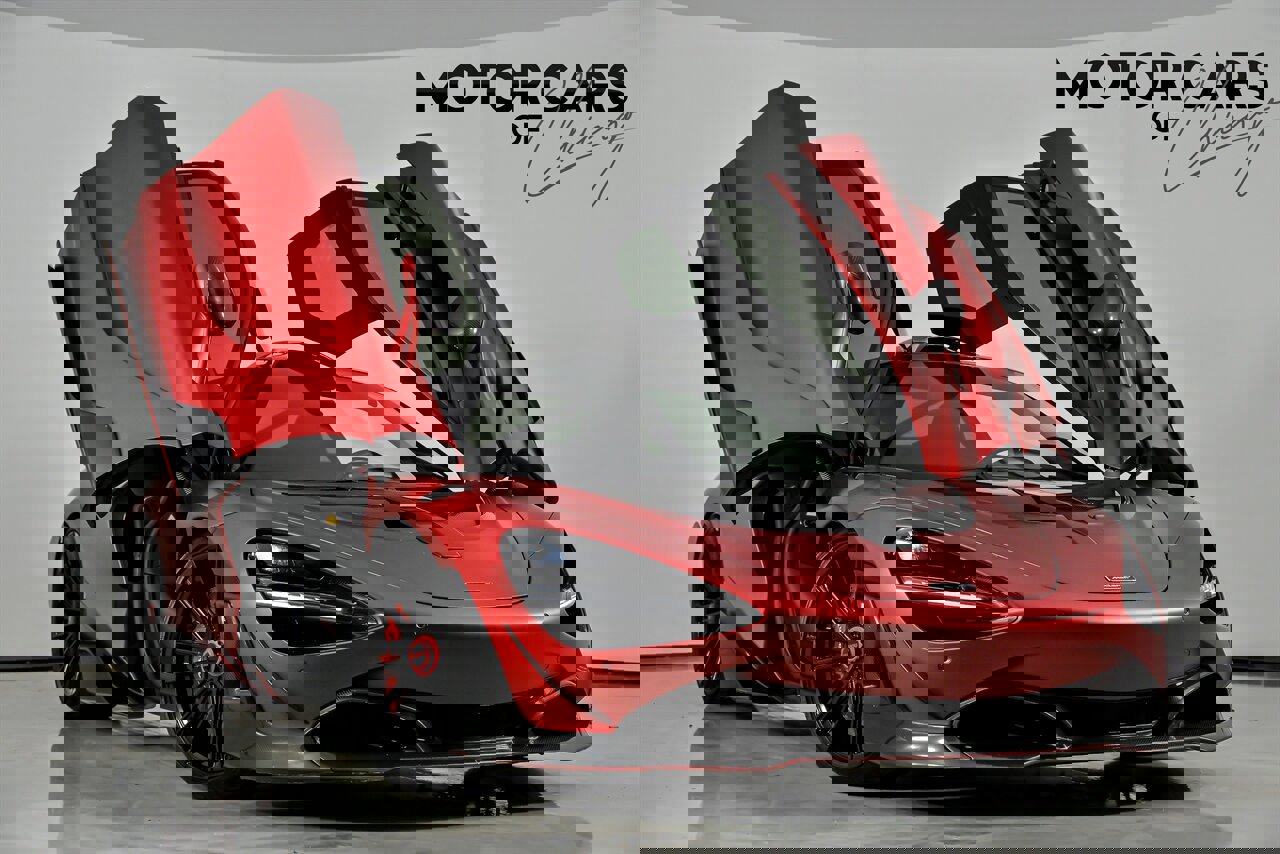 Used 2018 McLaren 720S image 1