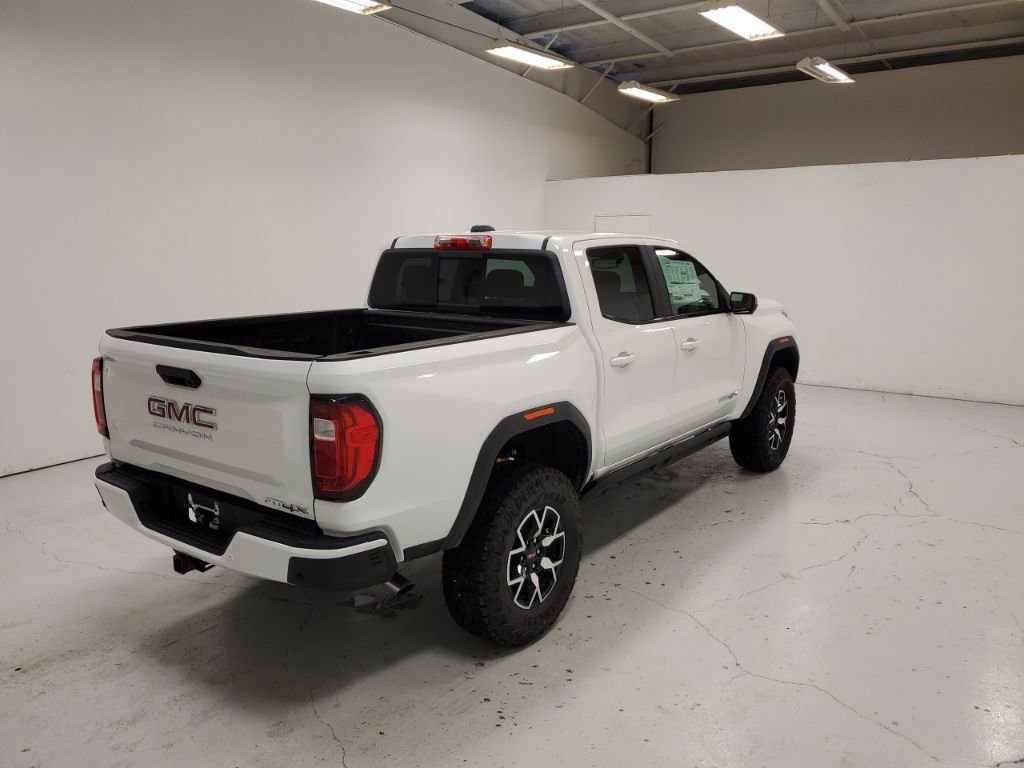 New 2025 GMC Canyon AT4 w/ AT4X Package image 2