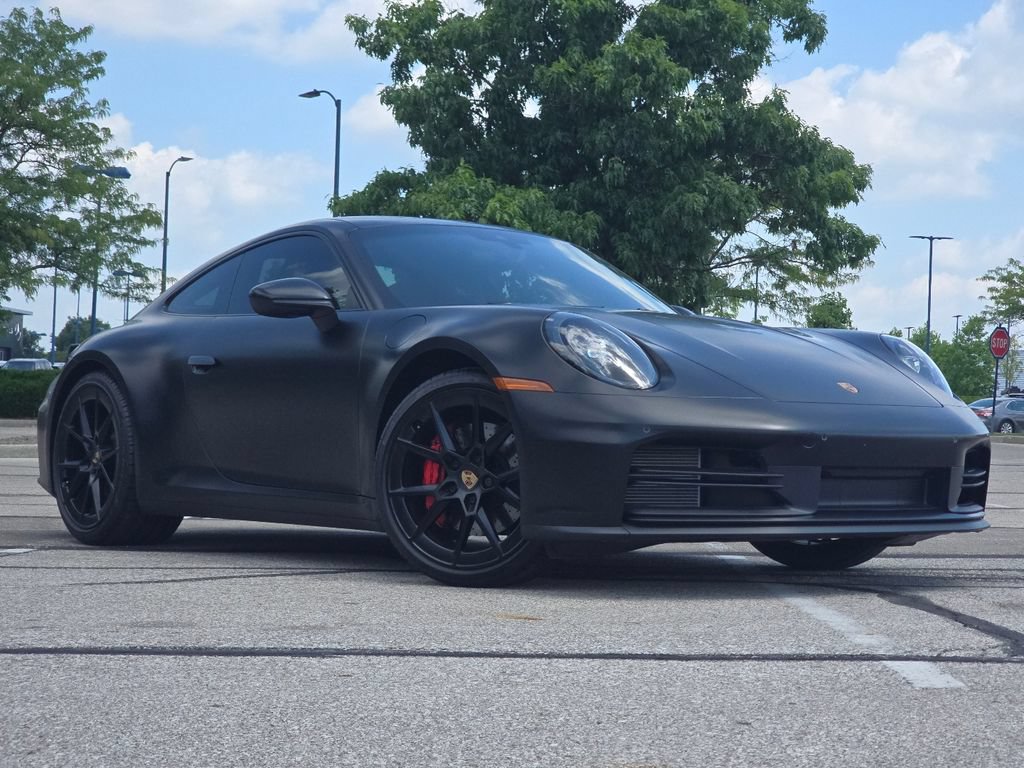 Used 2025 Porsche 911 Carrera RWD image 2