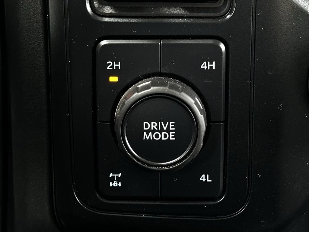 Used 2025 Ford F250 XLT w/ FX4 Off-Road Package AWD/4WD image 21
