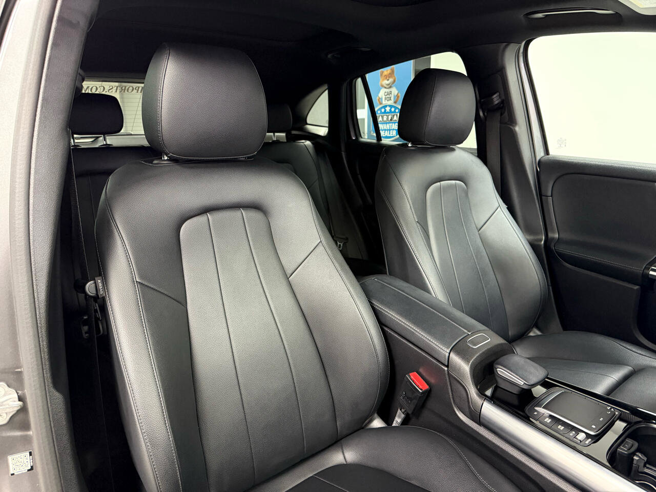 Used 2021 Mercedes-Benz GLA 250 4MATIC w/ Premium Package image 12