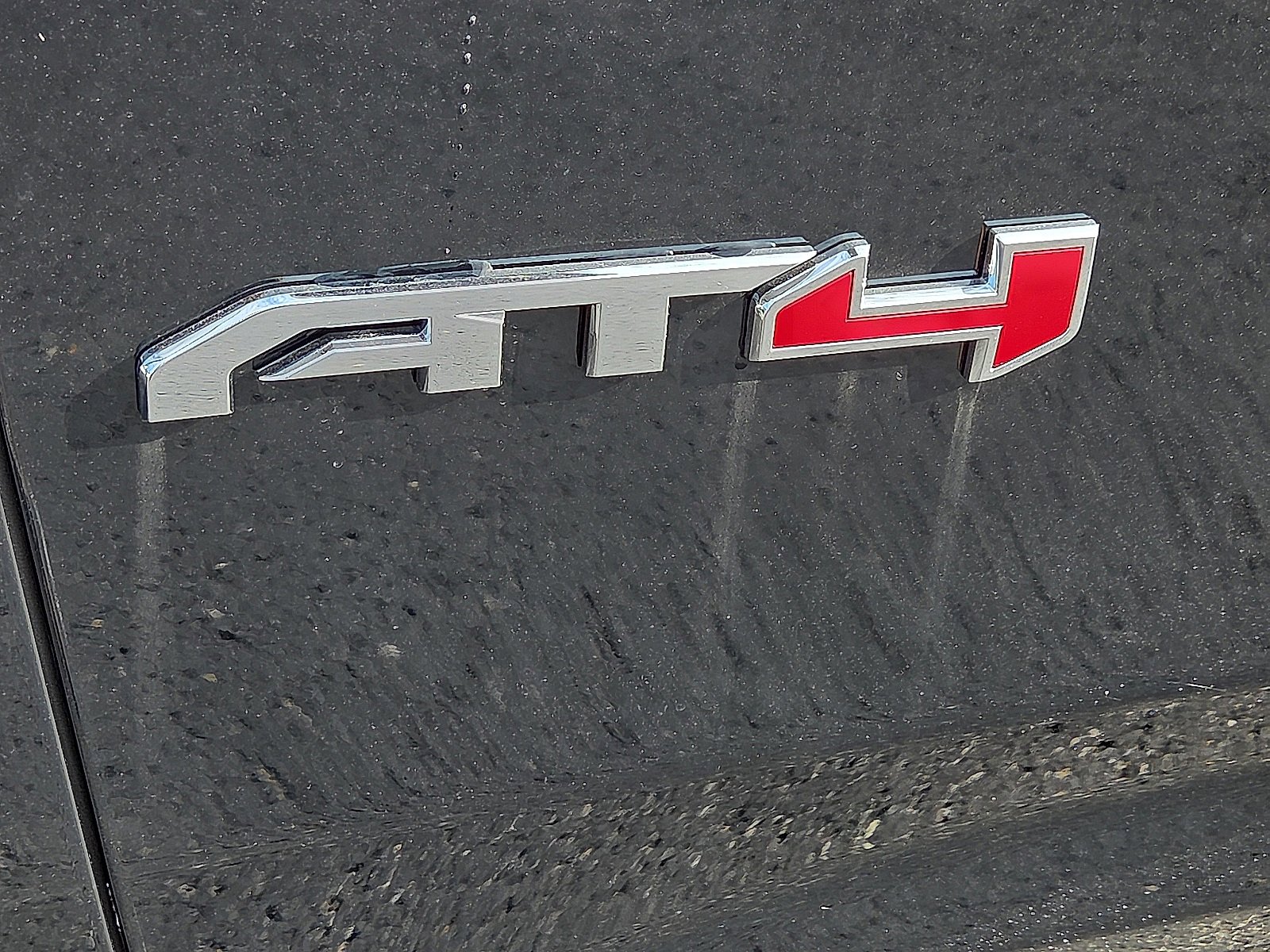 New 2026 GMC Yukon XL AT4 w/ AT4 Premium Plus Package image 8