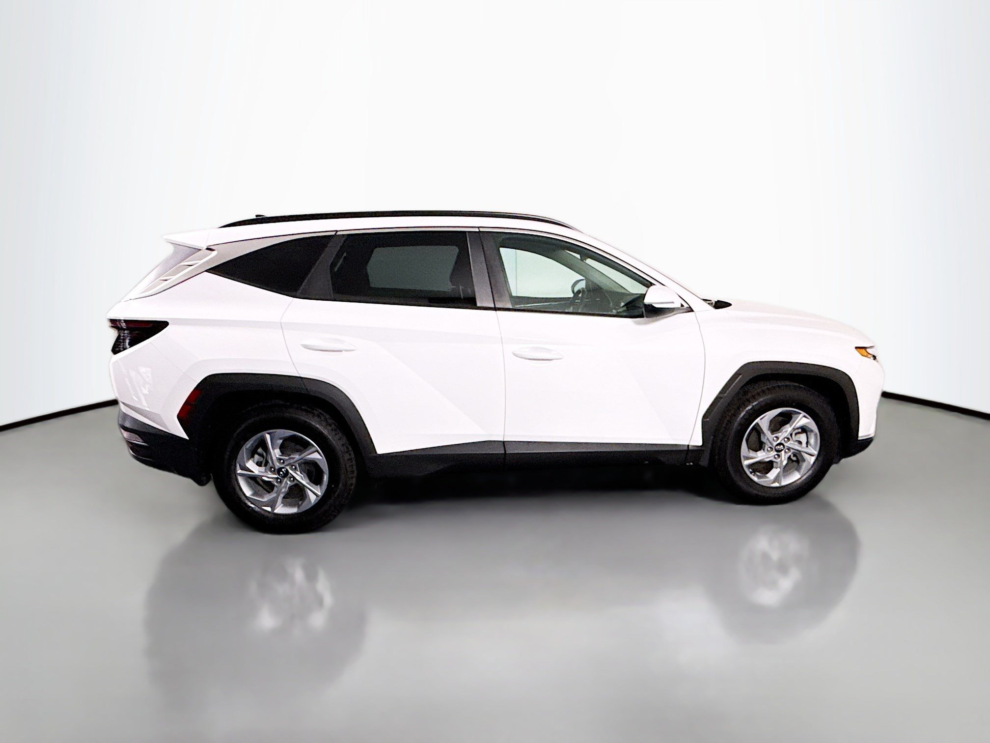 Used 2023 Hyundai Tucson SEL FWD image 11