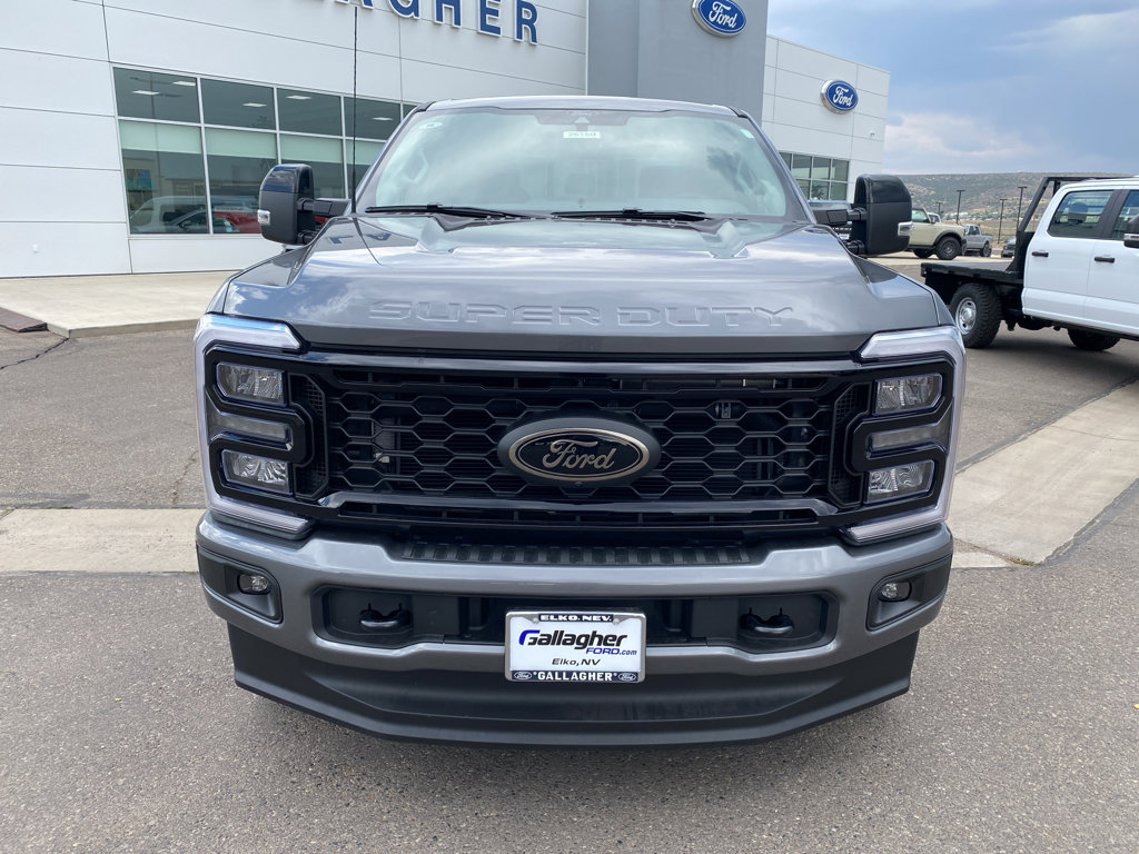 New 2025 Ford F350 4x4 Crew Cab Super Duty image 16
