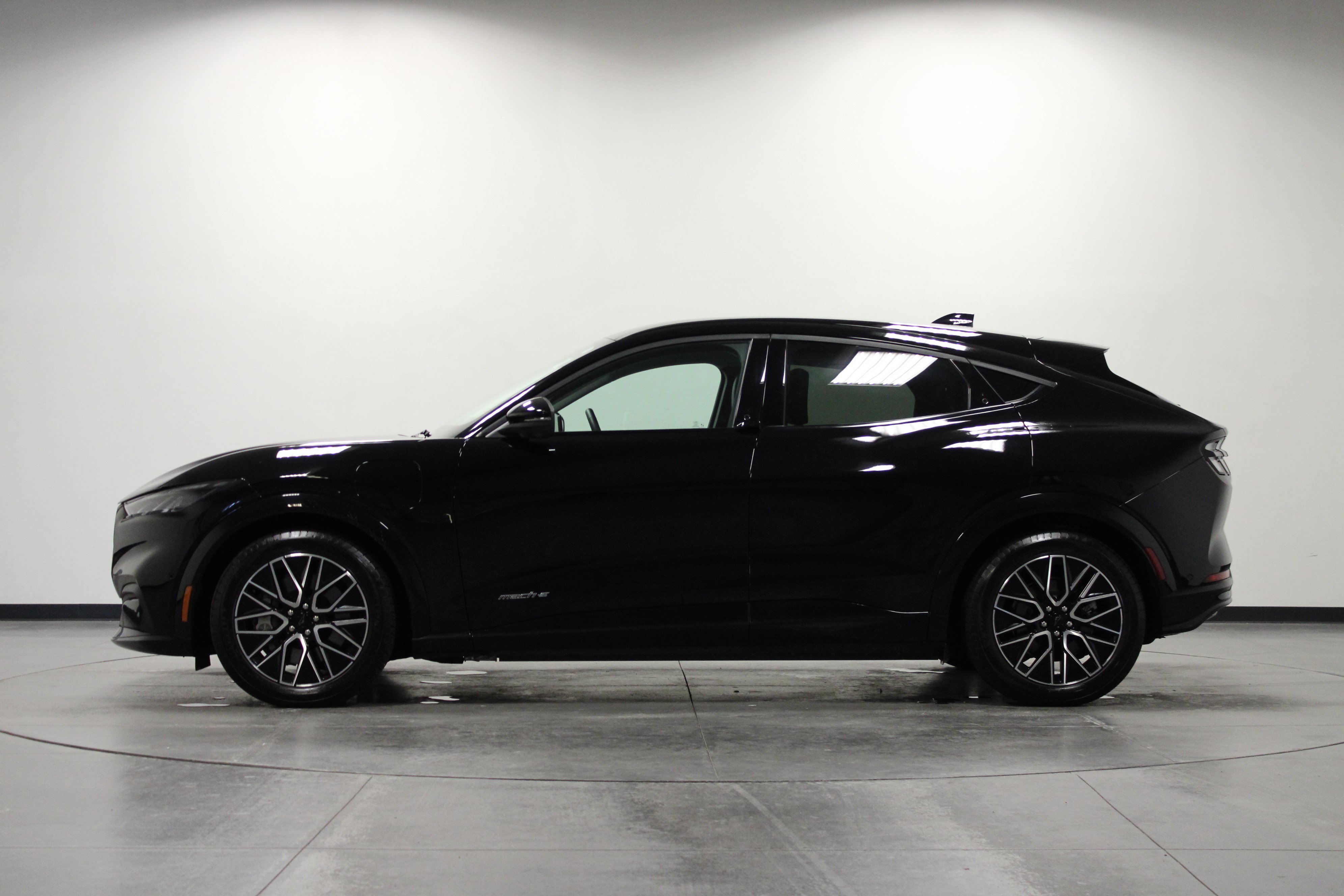 Used 2024 Ford Mustang Mach-E Premium image 7