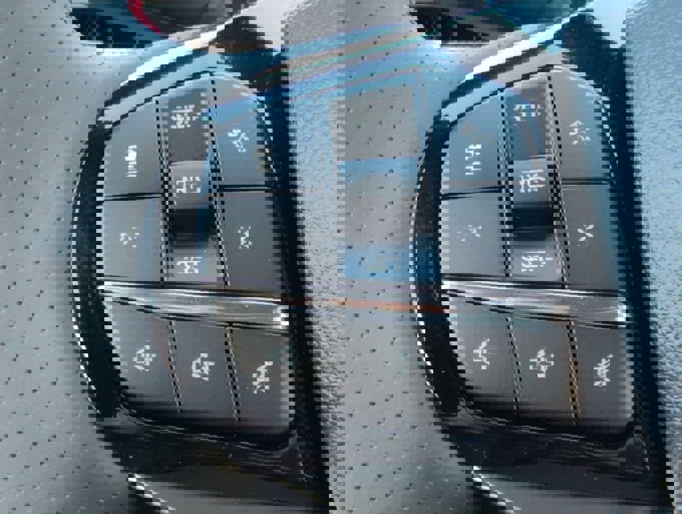 New 2026 Ford Explorer ST-Line w/ ST-Line Street Pack image 21