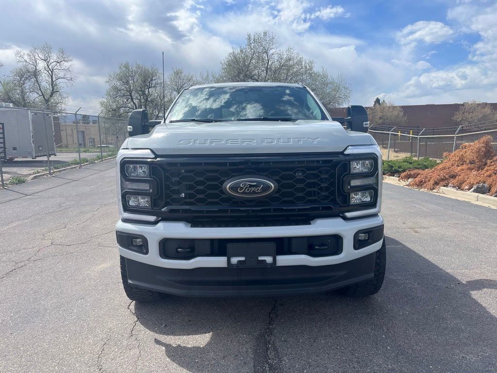 Used 2025 Ford F350 Lariat w/ Black Appearance Package image 2