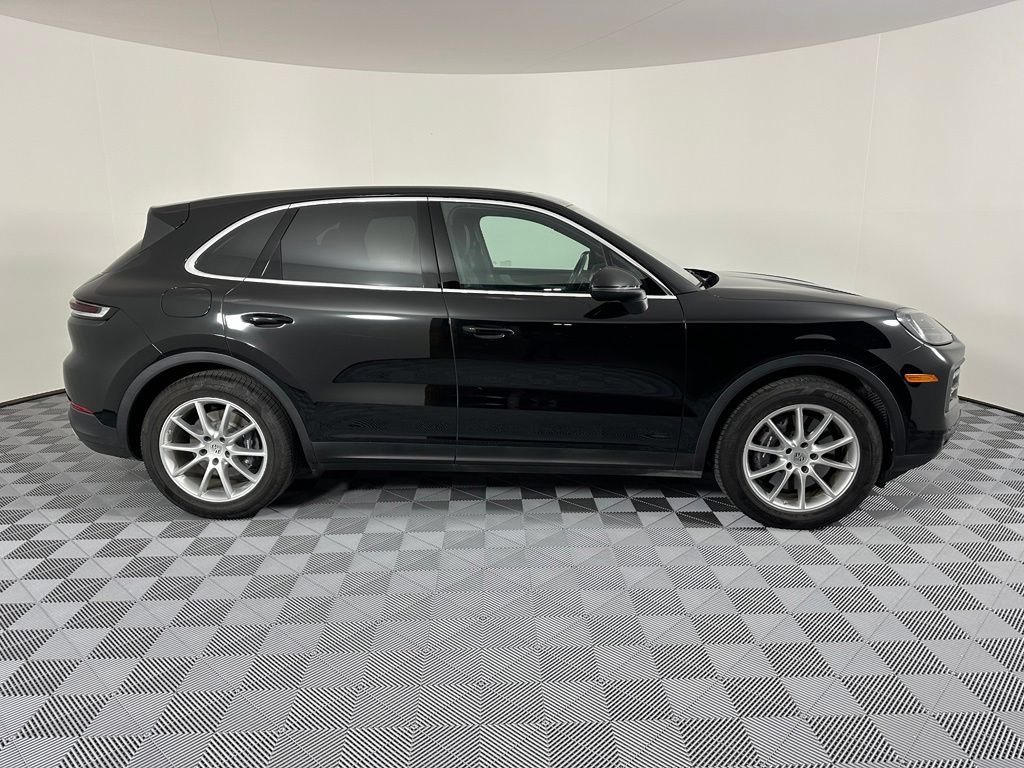 Certified 2024 Porsche Cayenne AWD/4WD image 11