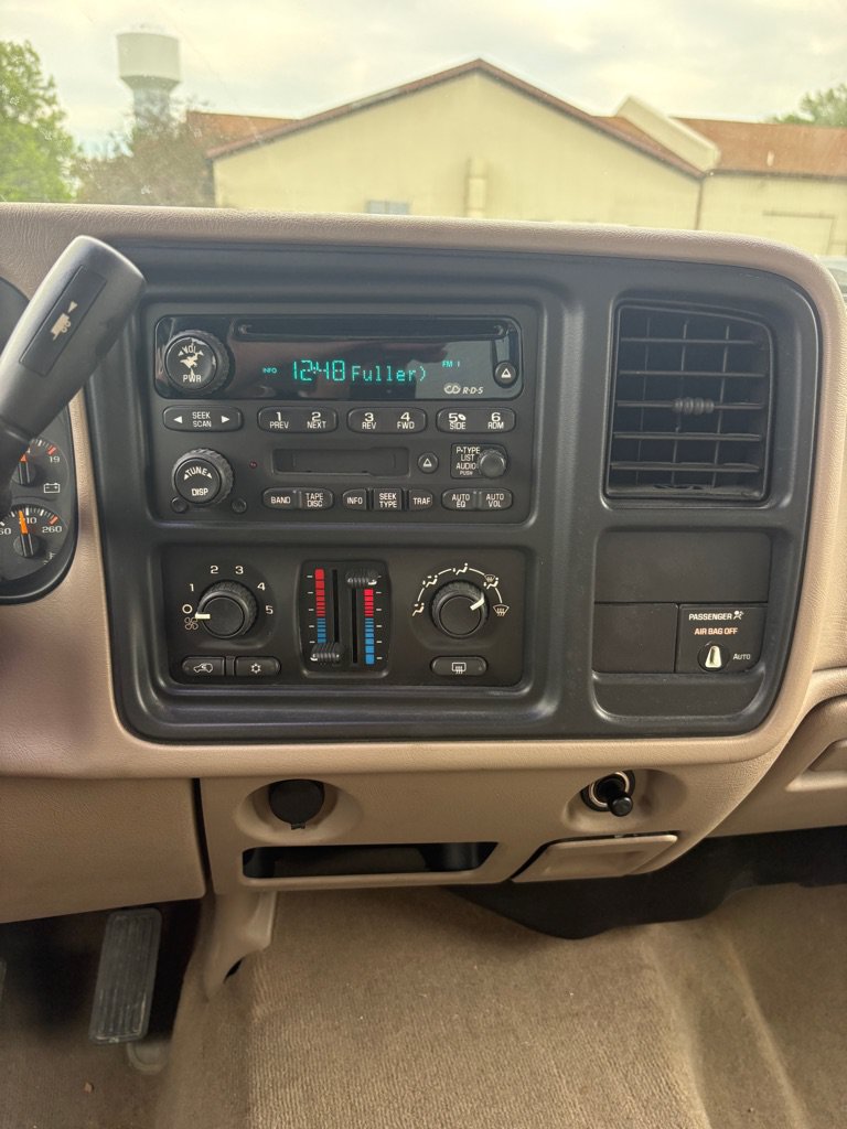 Used 2003 Chevrolet Silverado 1500 LS w/ Off-Road Package AWD/4WD image 14