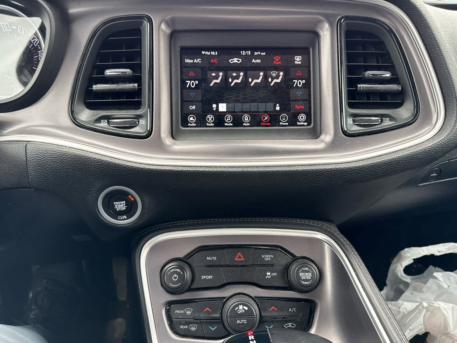 Used 2019 Dodge Challenger SXT image 9