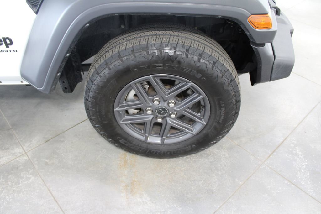 Used 2024 Jeep Wrangler Sport S image 54