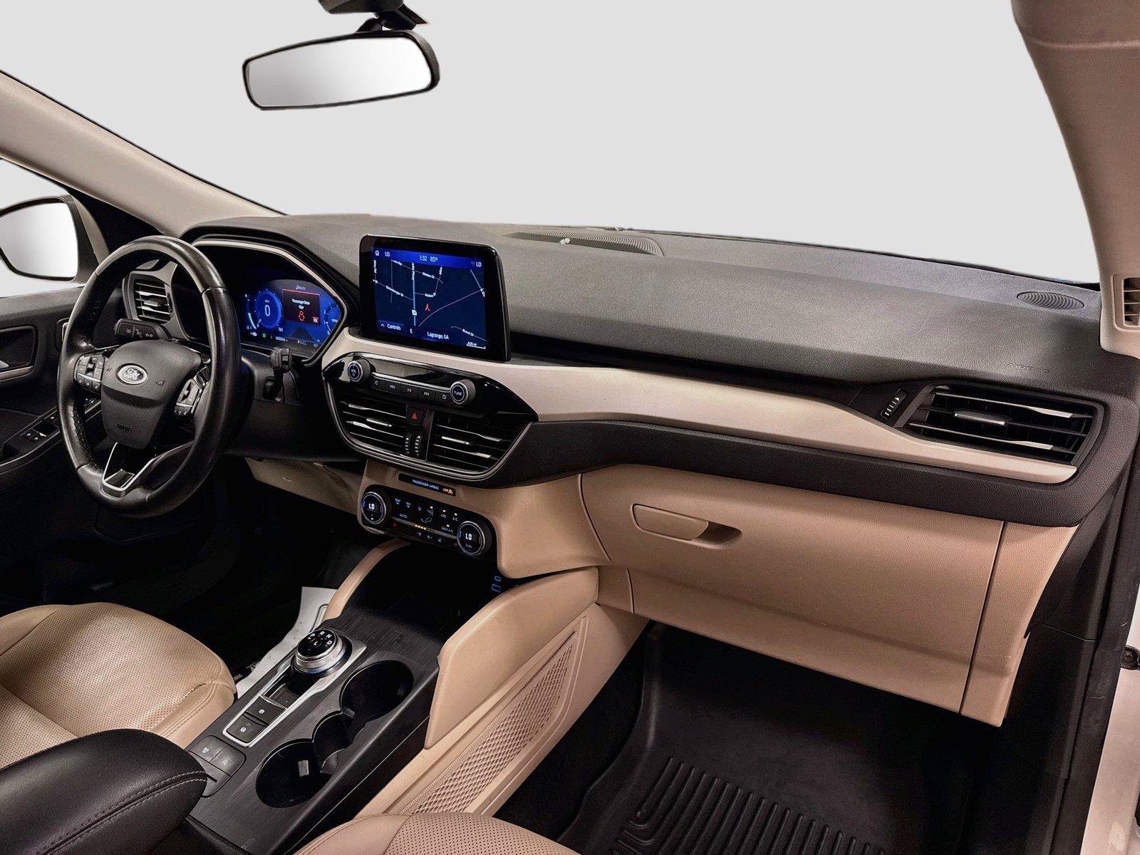 Used 2021 Ford Escape SEL w/ Technology Package FWD image 29
