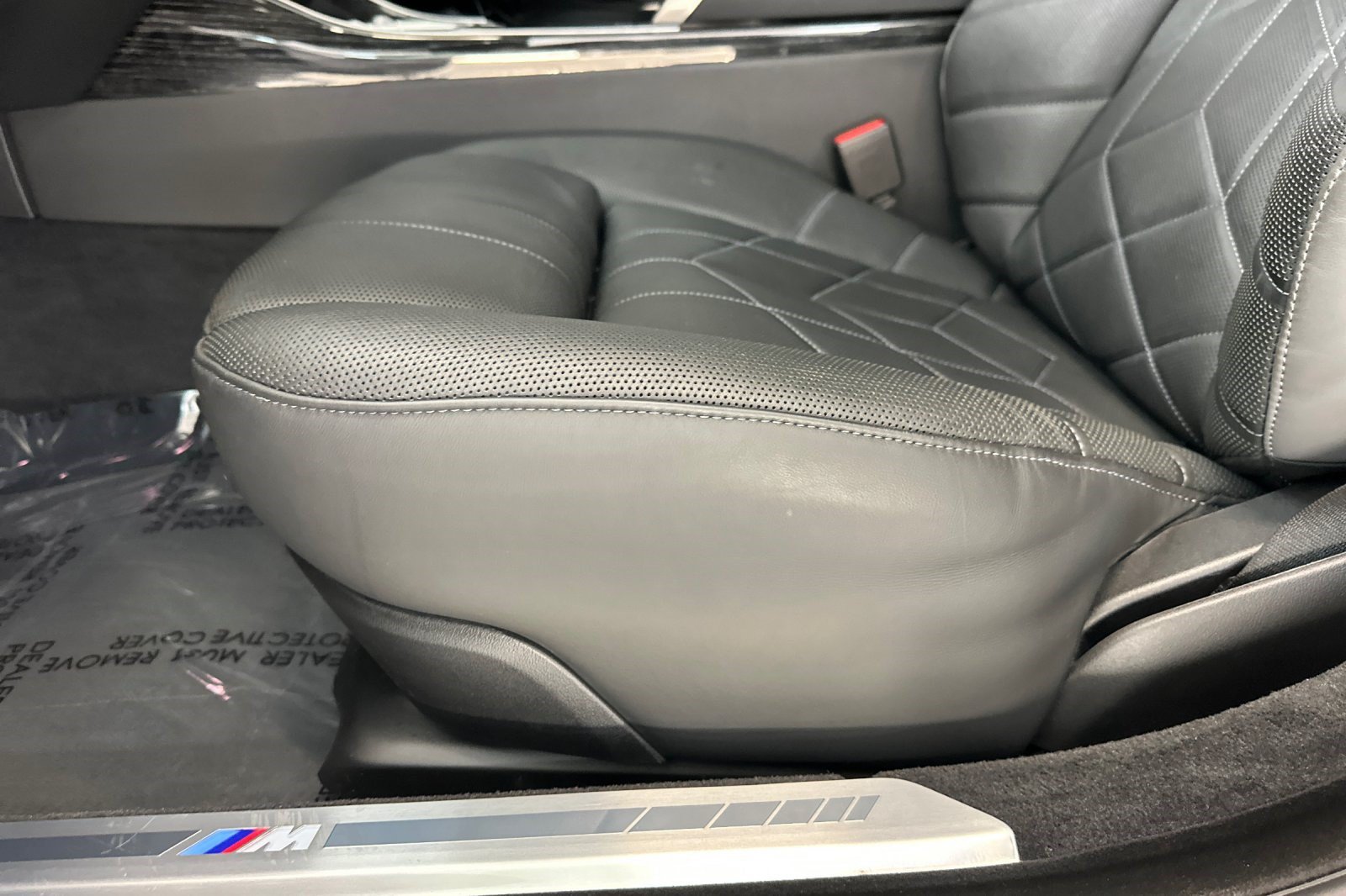 Certified 2023 BMW 740i RWD image 14