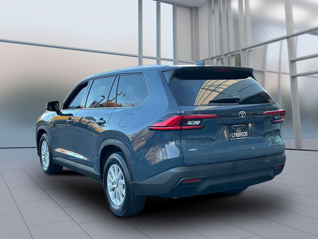 Used 2024 Toyota Grand Highlander Limited image 8