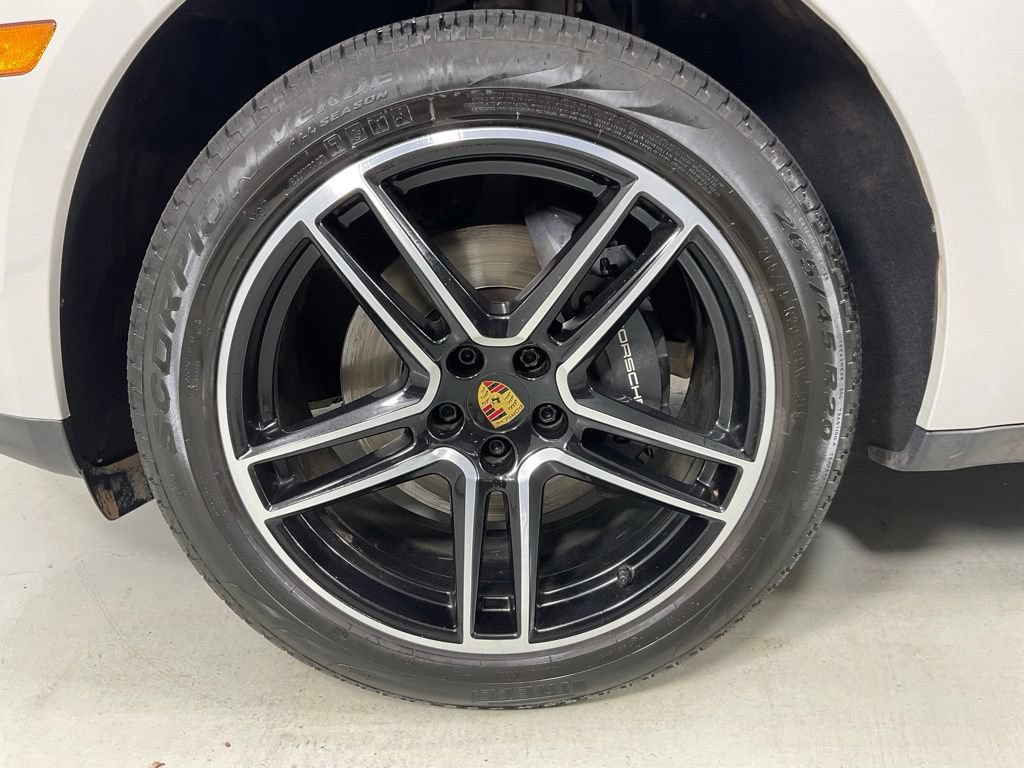 Used 2021 Porsche Macan AWD/4WD image 10