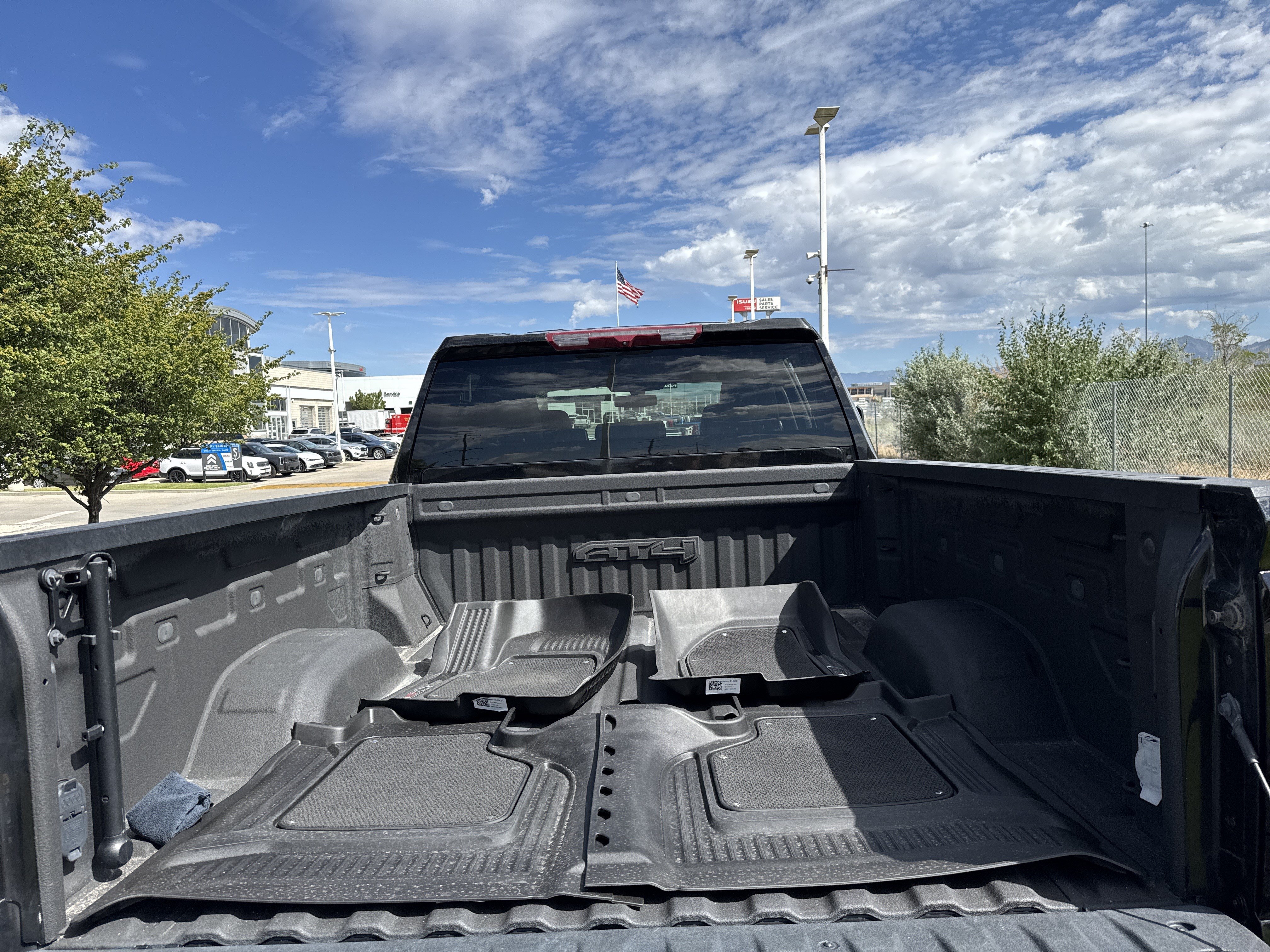 Used 2023 GMC Sierra 3500 AT4 w/ Gooseneck/5TH Wheel Package AWD/4WD image 26