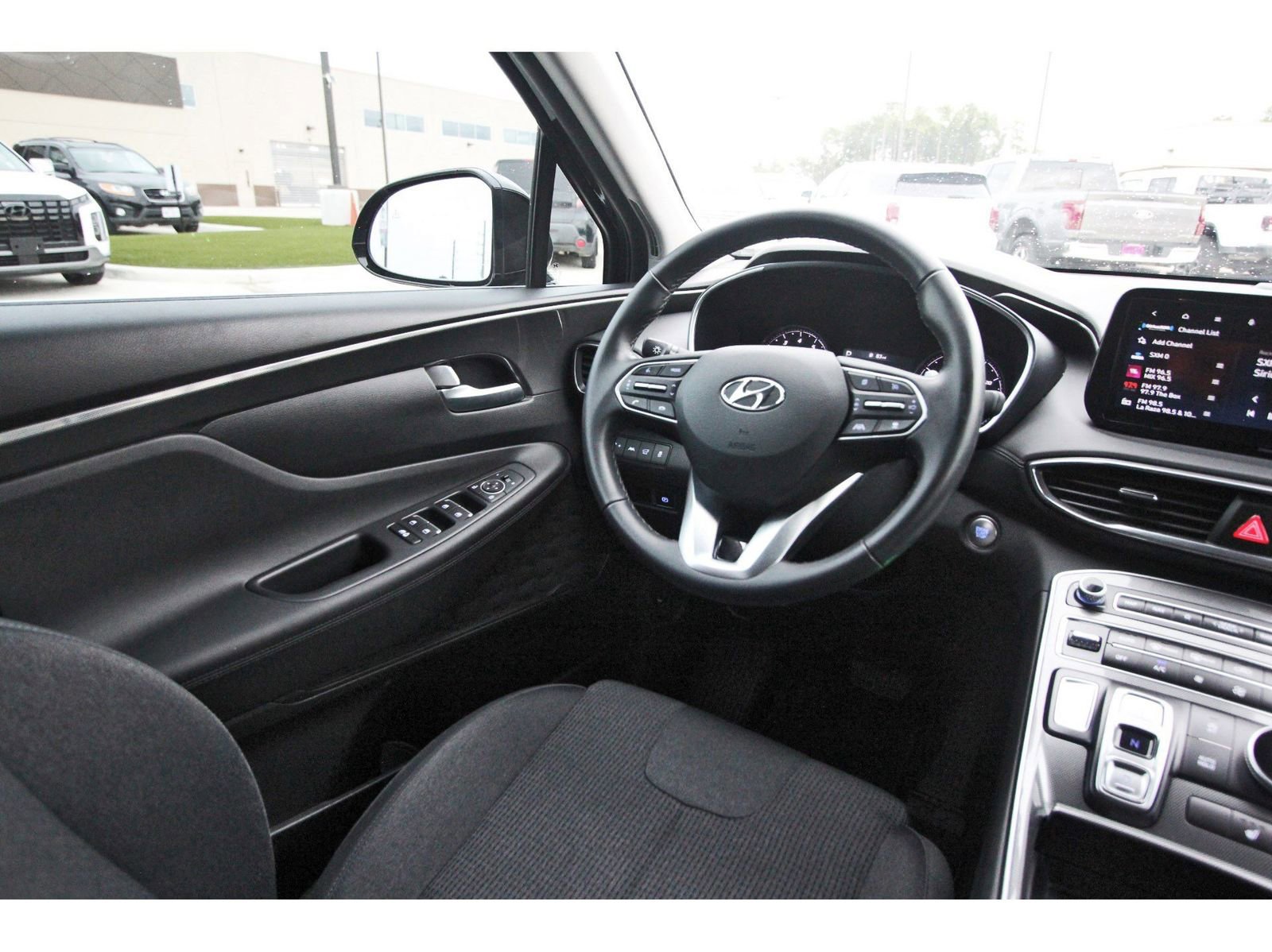 Used 2023 Hyundai Santa Fe SEL image 12