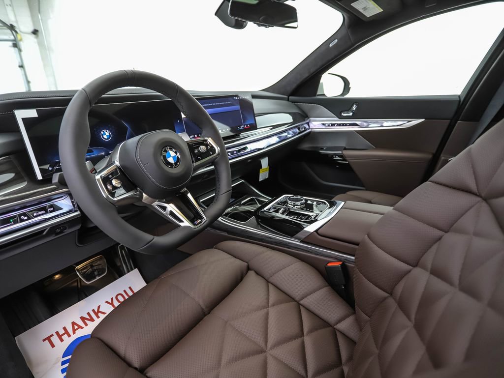 New 2026 BMW 740i xDrive w/ Premium Package image 10
