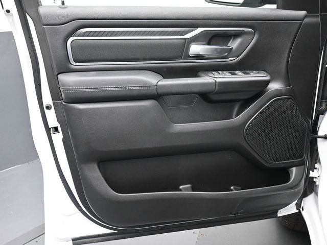 New 2026 RAM 1500 4x4 Crew Cab image 11