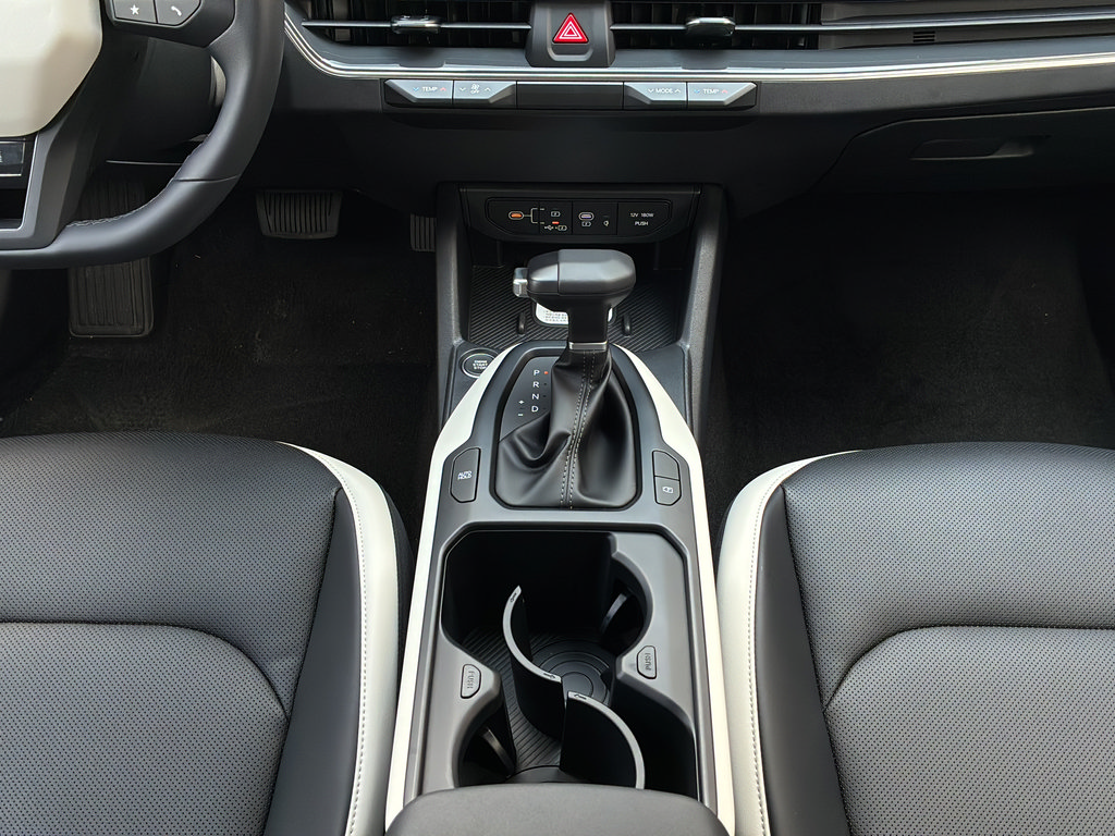 New 2026 Kia K4 GT-Line FWD image 23