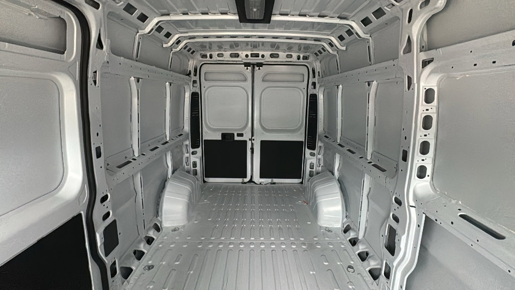 New 2027 RAM ProMaster 2500 w/ Convenience Group FWD image 16
