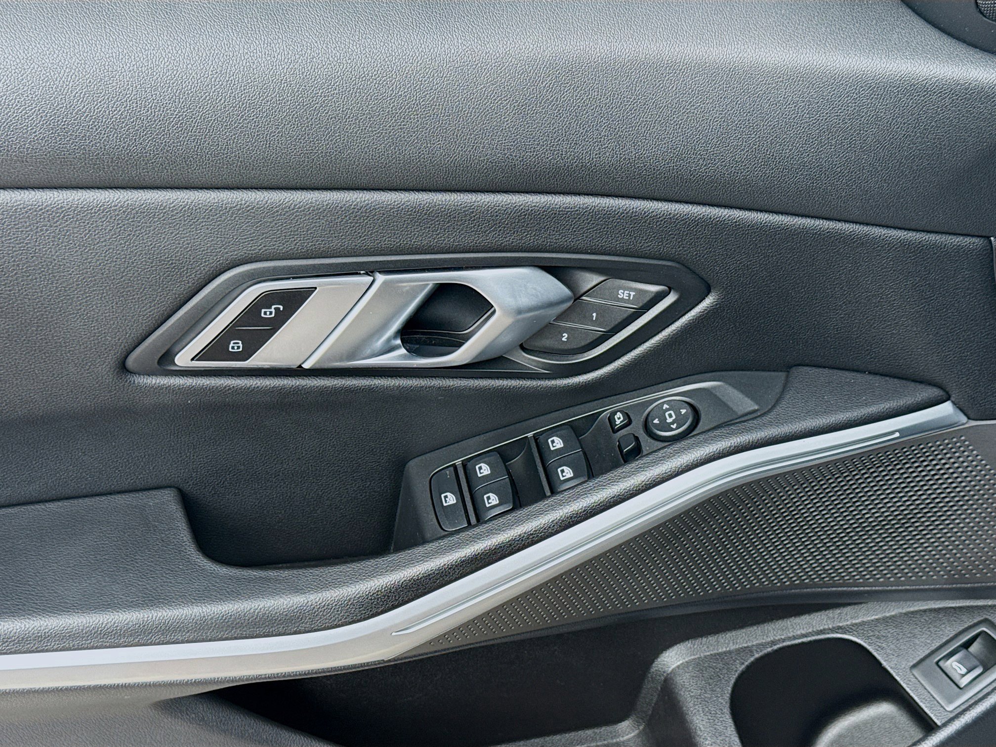 Used 2023 BMW 330i xDrive Sedan image 17