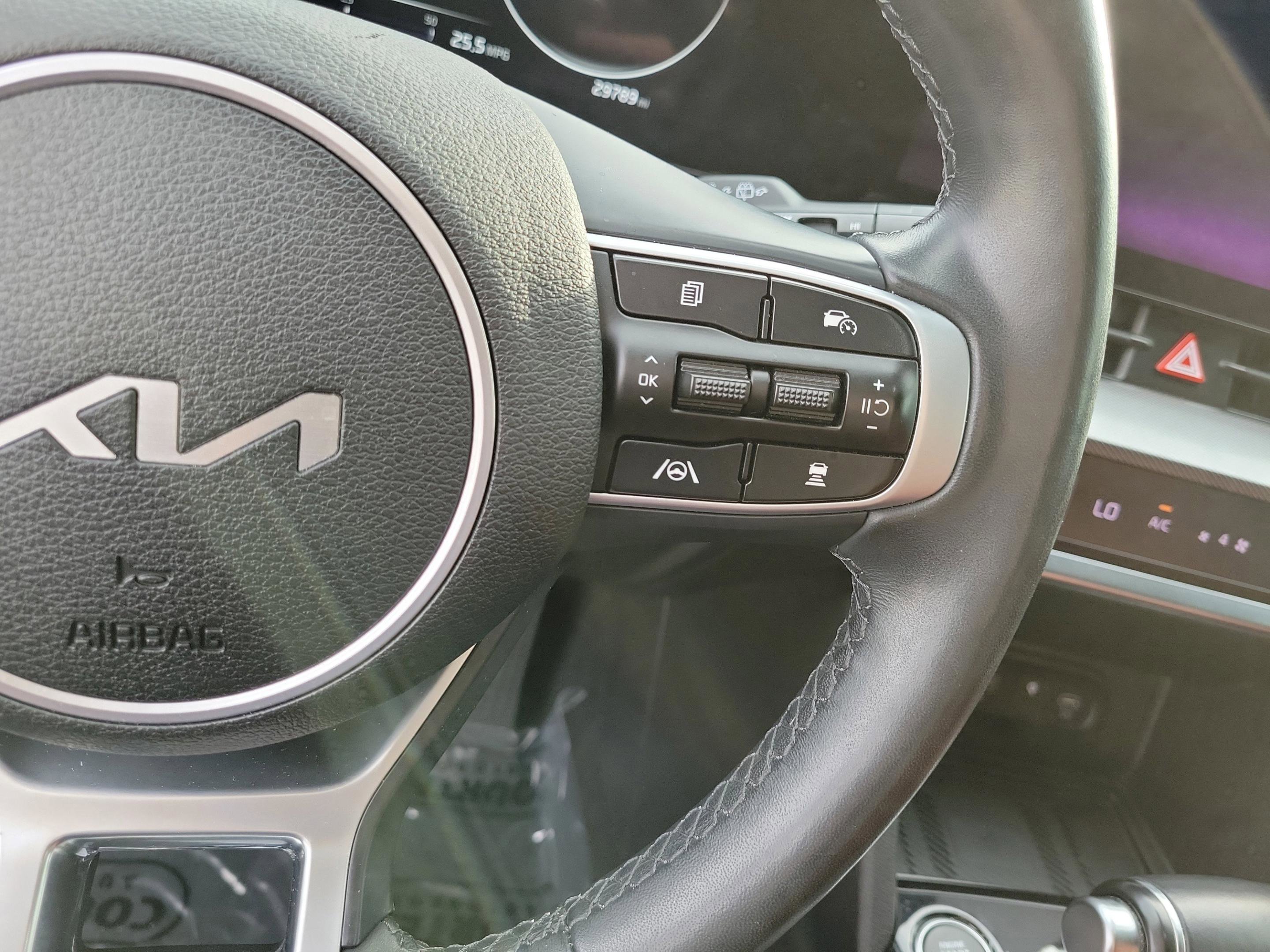 Certified 2023 Kia Sportage SX FWD image 24