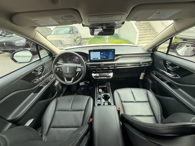 New 2025 Lincoln Corsair Reserve image 8