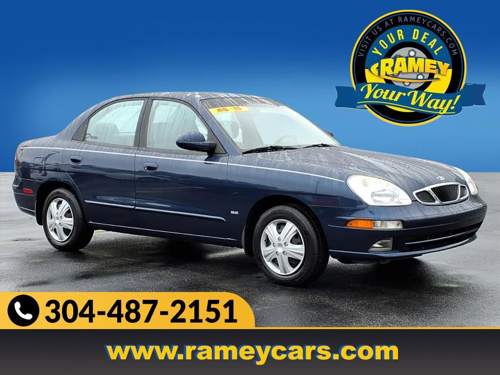 Used 2000 Daewoo Nubira SE FWD image 1