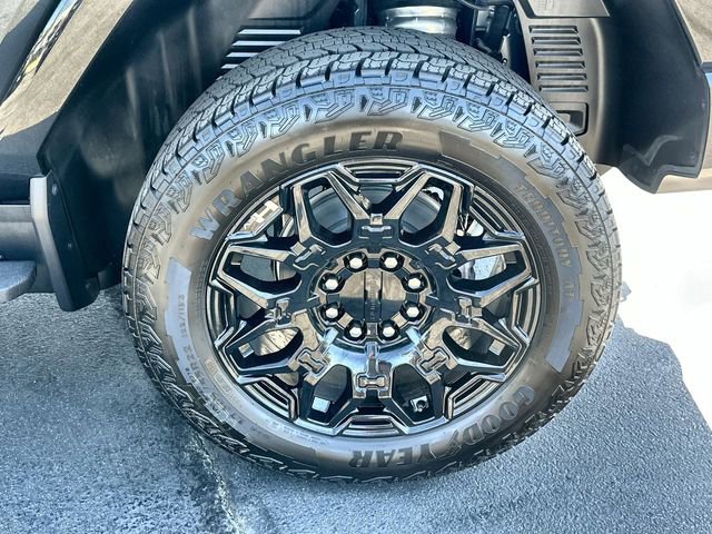 New 2026 GMC Hummer EV 4x4 Crew Cab image 34