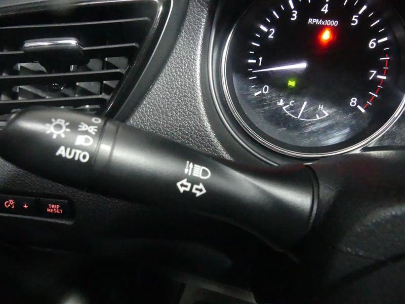 Used 2019 Nissan Rogue Sport SV image 40