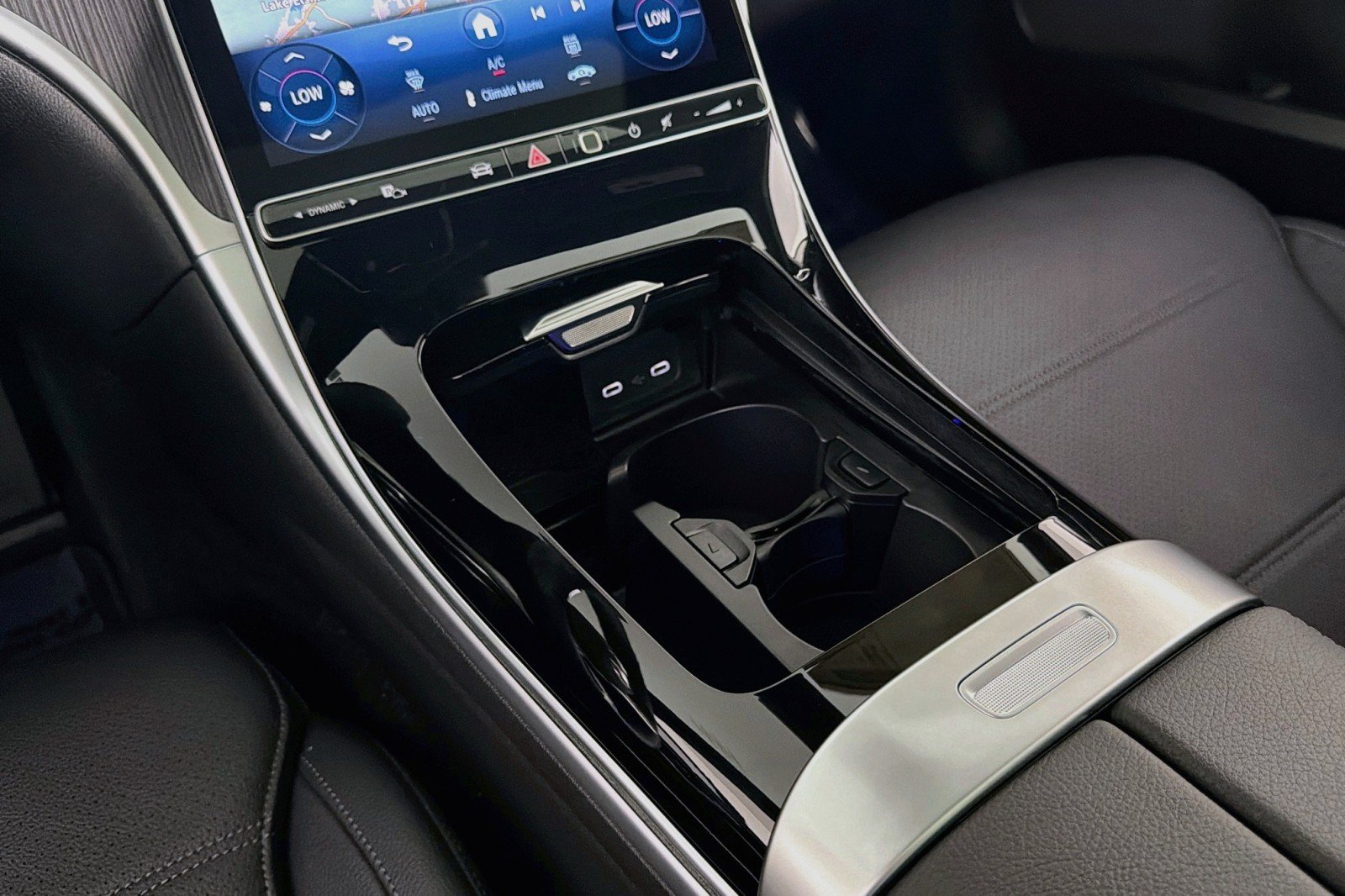 New 2026 Mercedes-Benz C 300 Sedan image 5