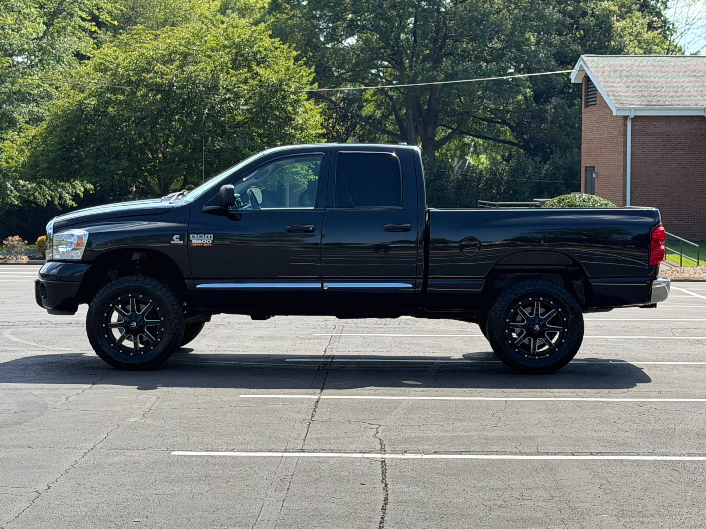 Used 2007 Dodge Ram 3500 Truck Laramie AWD/4WD image 2