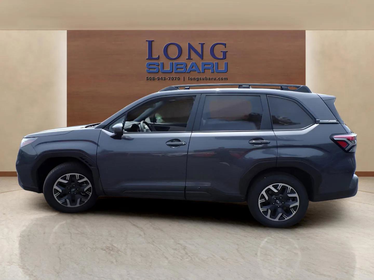 Certified 2025 Subaru Forester Premium image 8