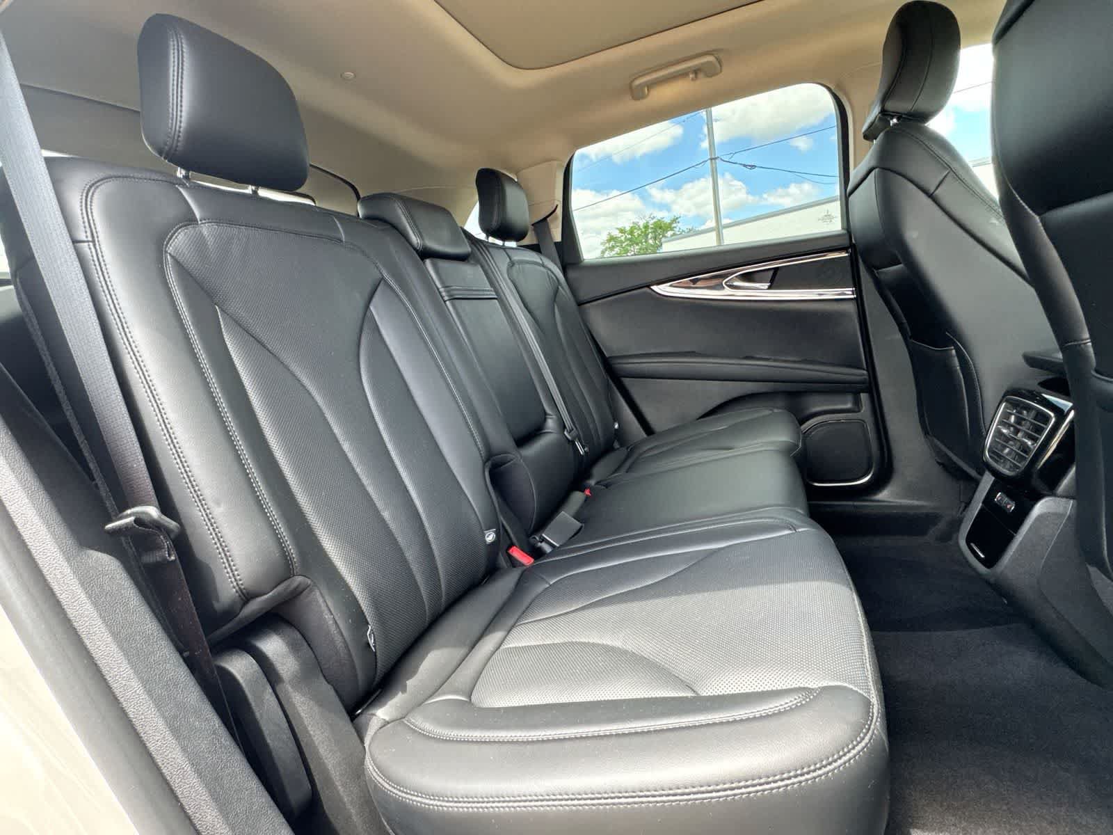 Used 2023 Lincoln Nautilus Reserve AWD/4WD image 20