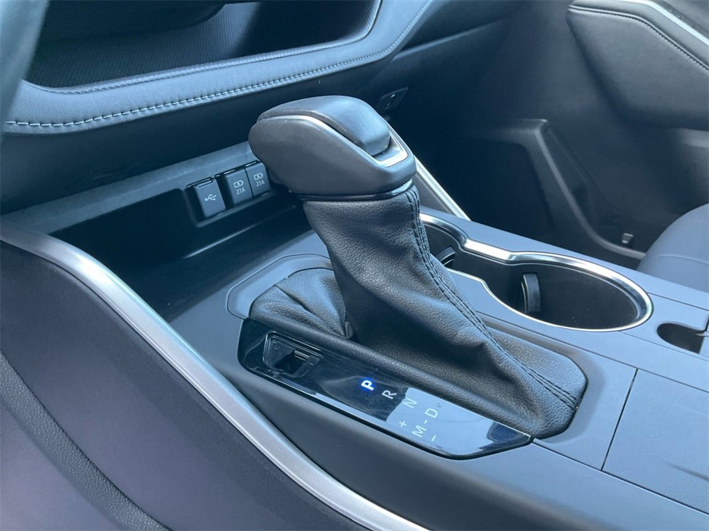 Used 2021 Toyota Highlander XLE image 38