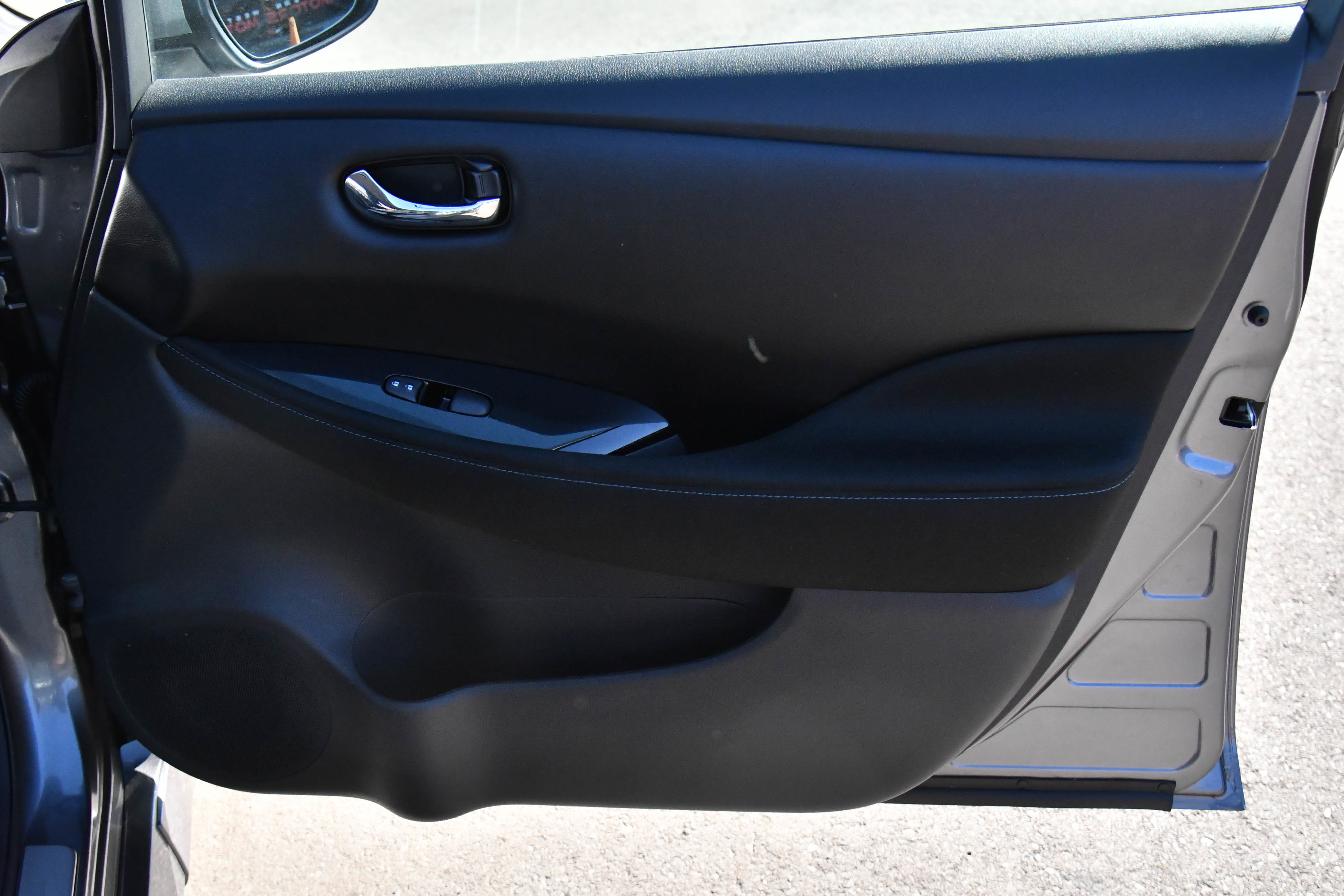 Used 2024 Nissan Leaf SV Plus image 41