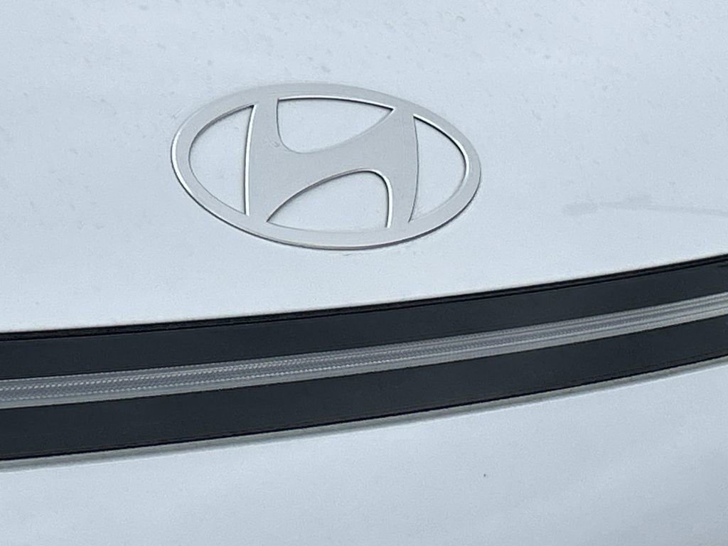 New 2026 Hyundai Kona SEL Sport FWD image 11