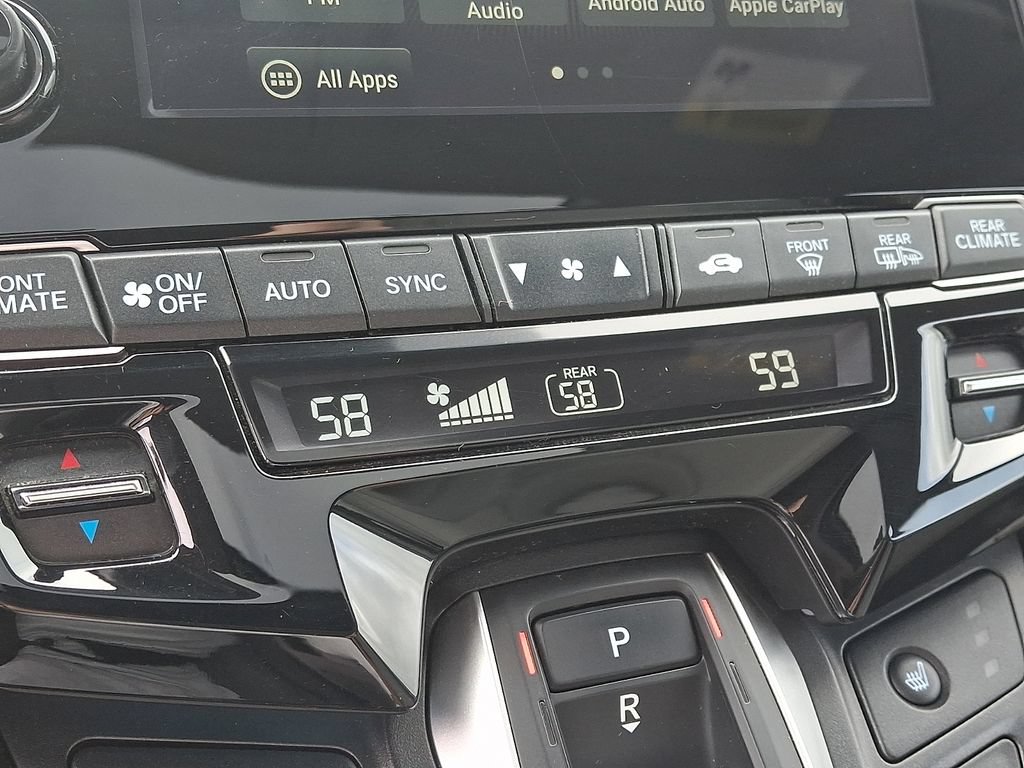 Used 2024 Honda Odyssey Touring image 16