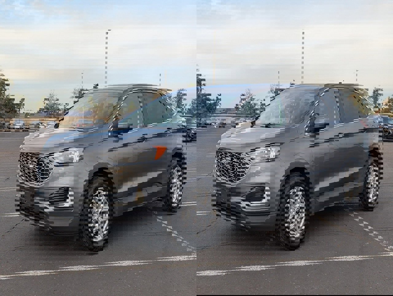 Used 2024 Ford Edge SEL image 2