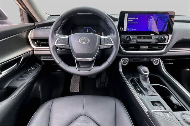 Certified 2026 Toyota Grand Highlander FWD image 6