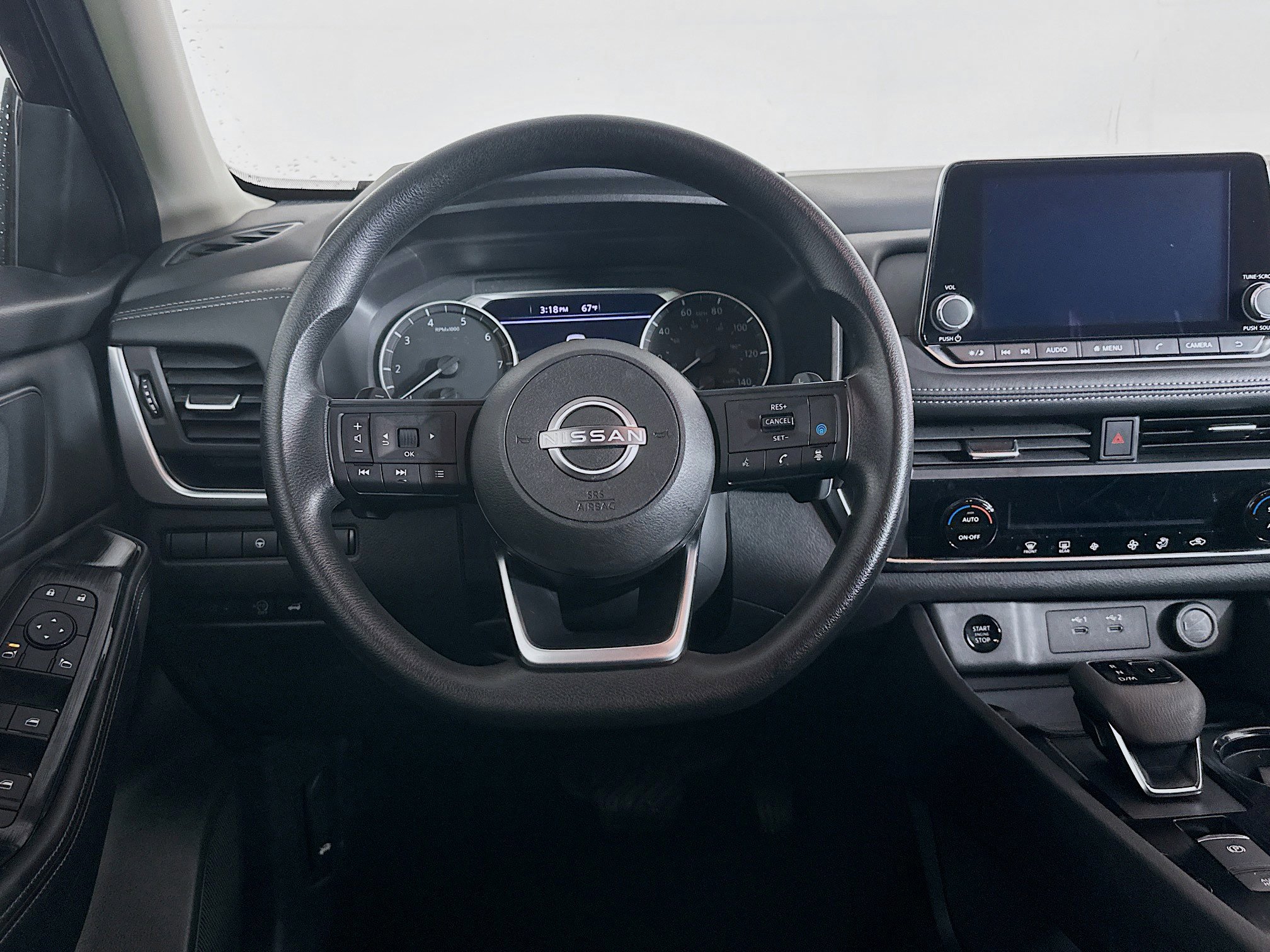 Used 2024 Nissan Rogue SV FWD image 18