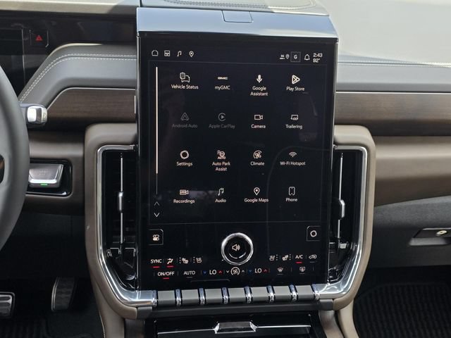 New 2026 GMC Yukon Denali Ultimate AWD/4WD image 14